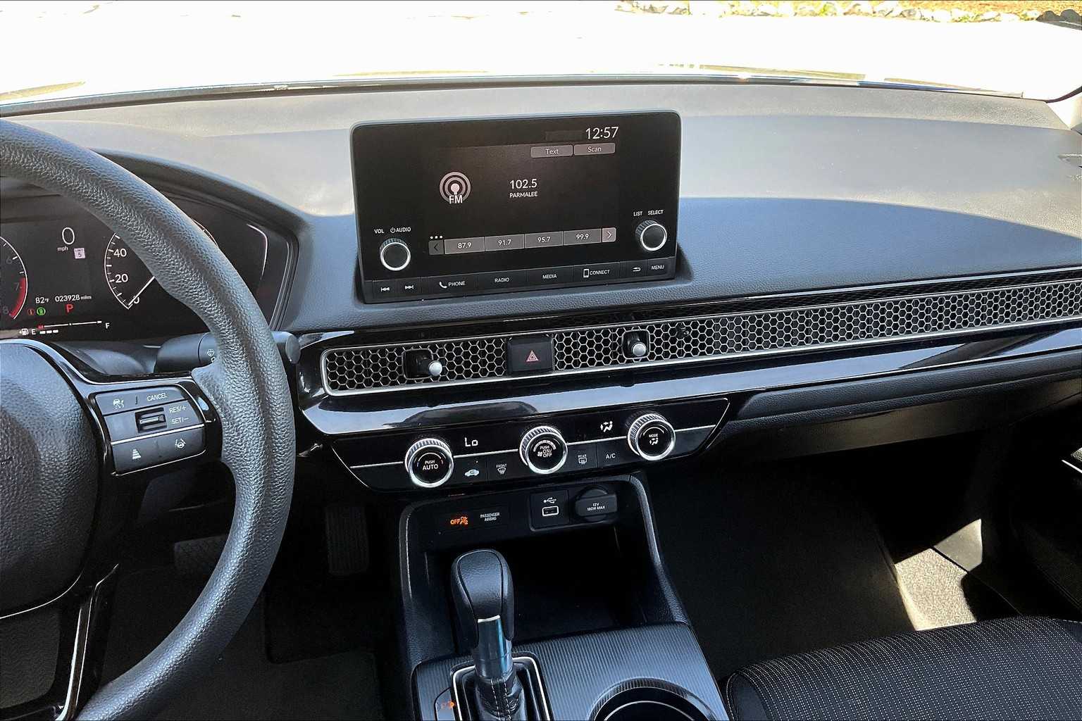 2023 Honda Civic LX - Photo 18