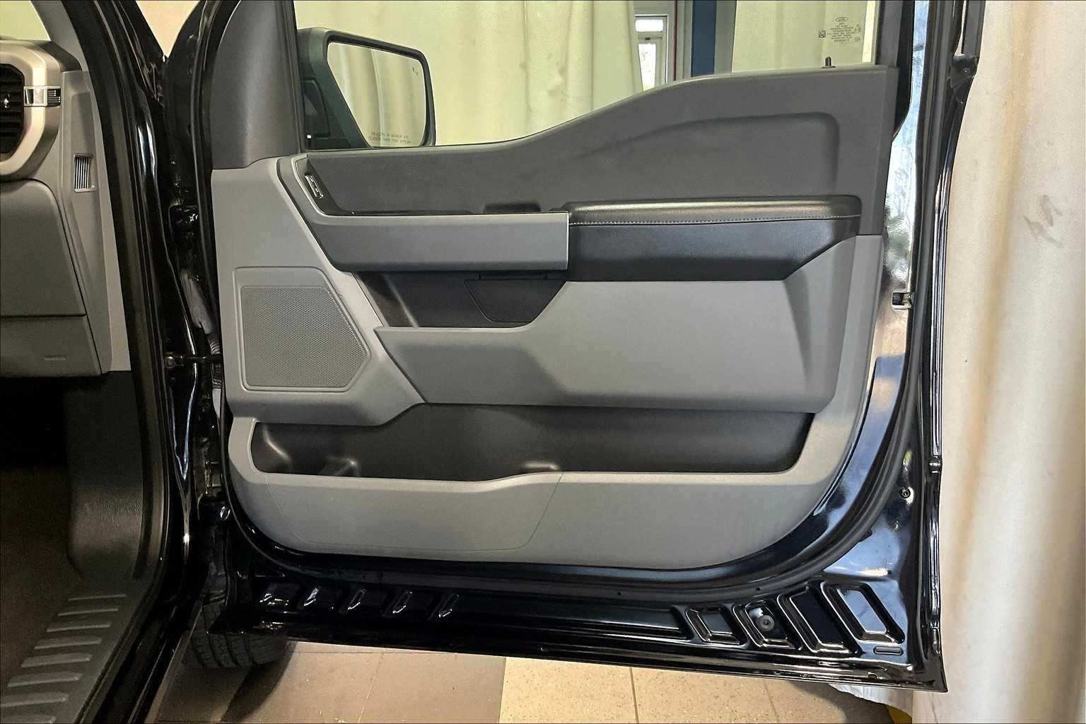2021 Ford F-150 XLT - Photo 12