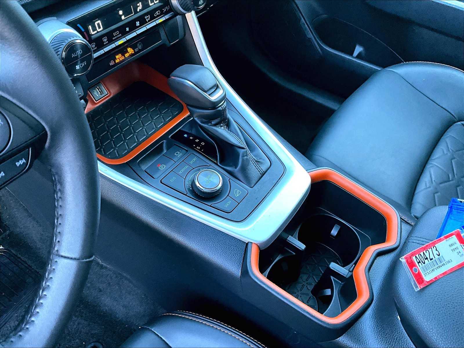 2024 Toyota RAV4 Adventure - Photo 11