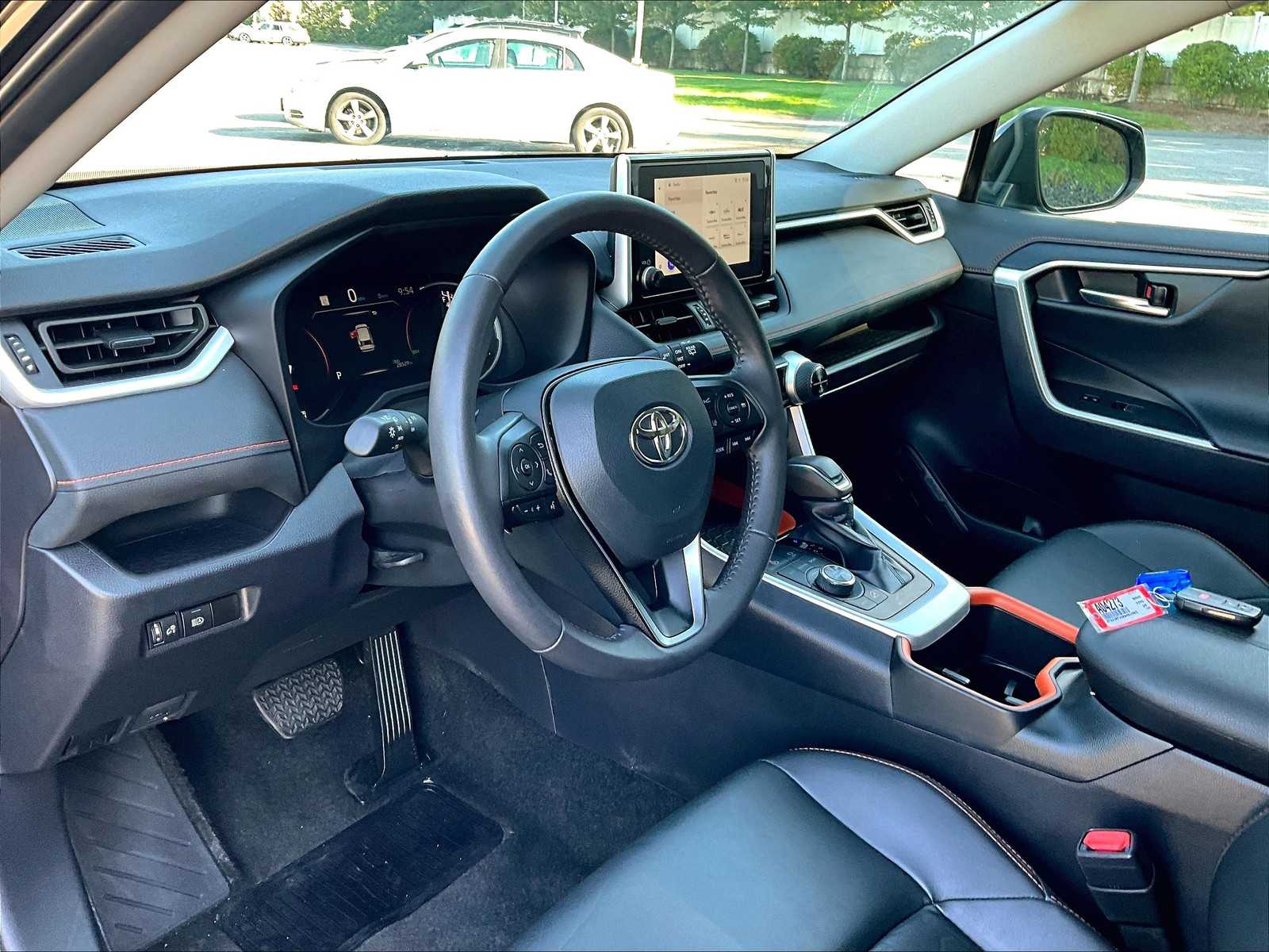 2024 Toyota RAV4 Adventure - Photo 2