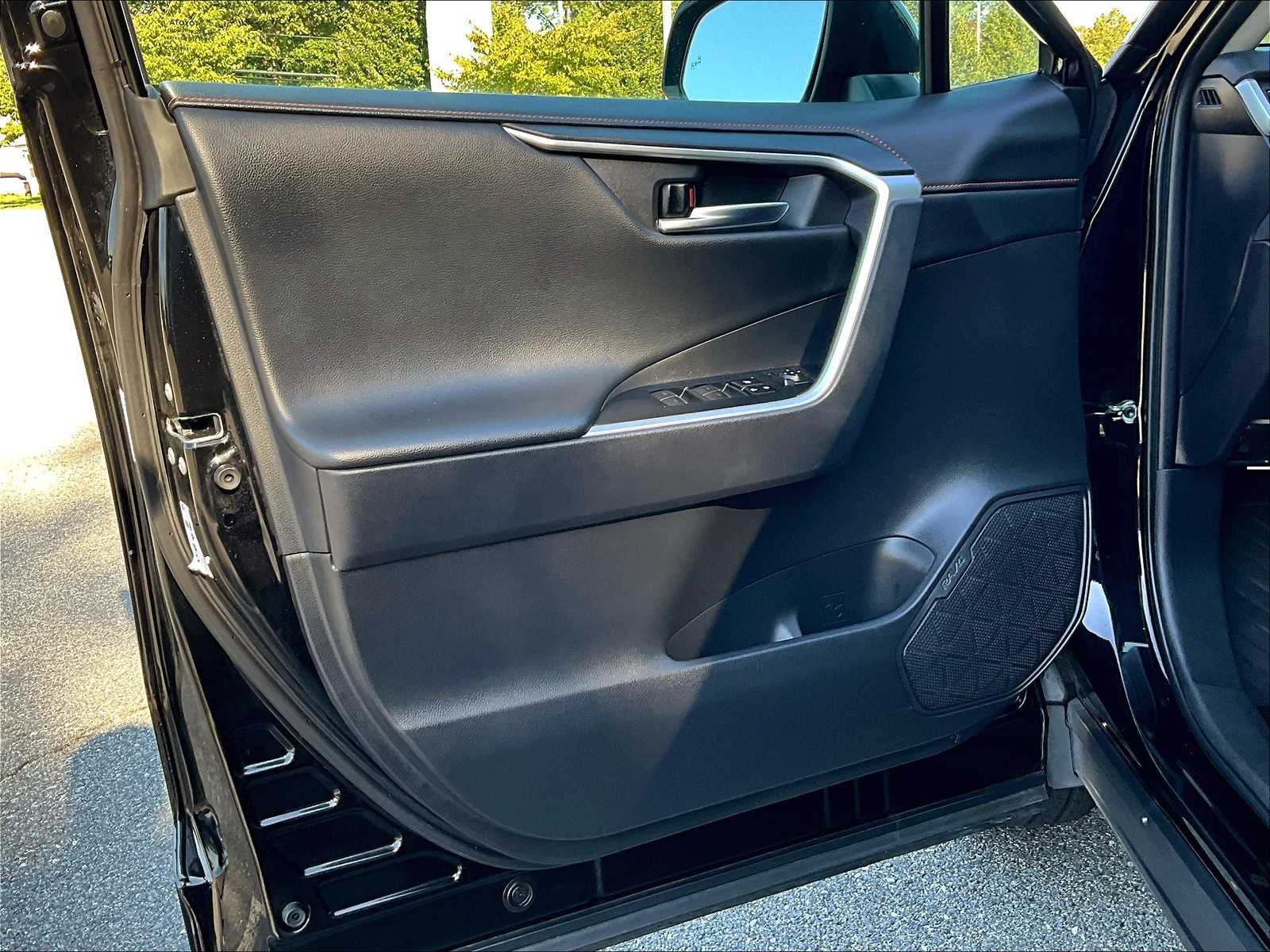 2024 Toyota RAV4 Adventure - Photo 3