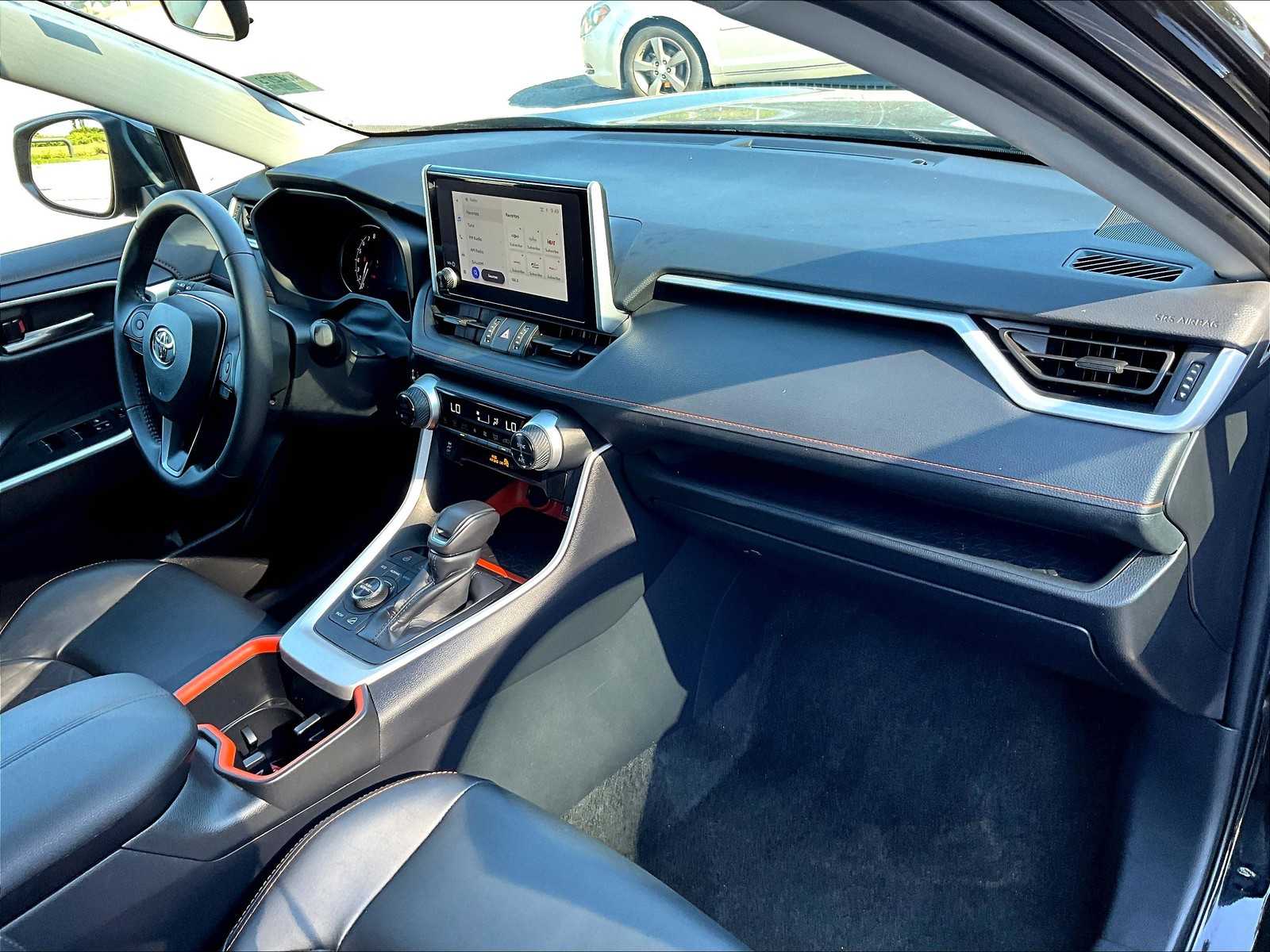 2024 Toyota RAV4 Adventure - Photo 8