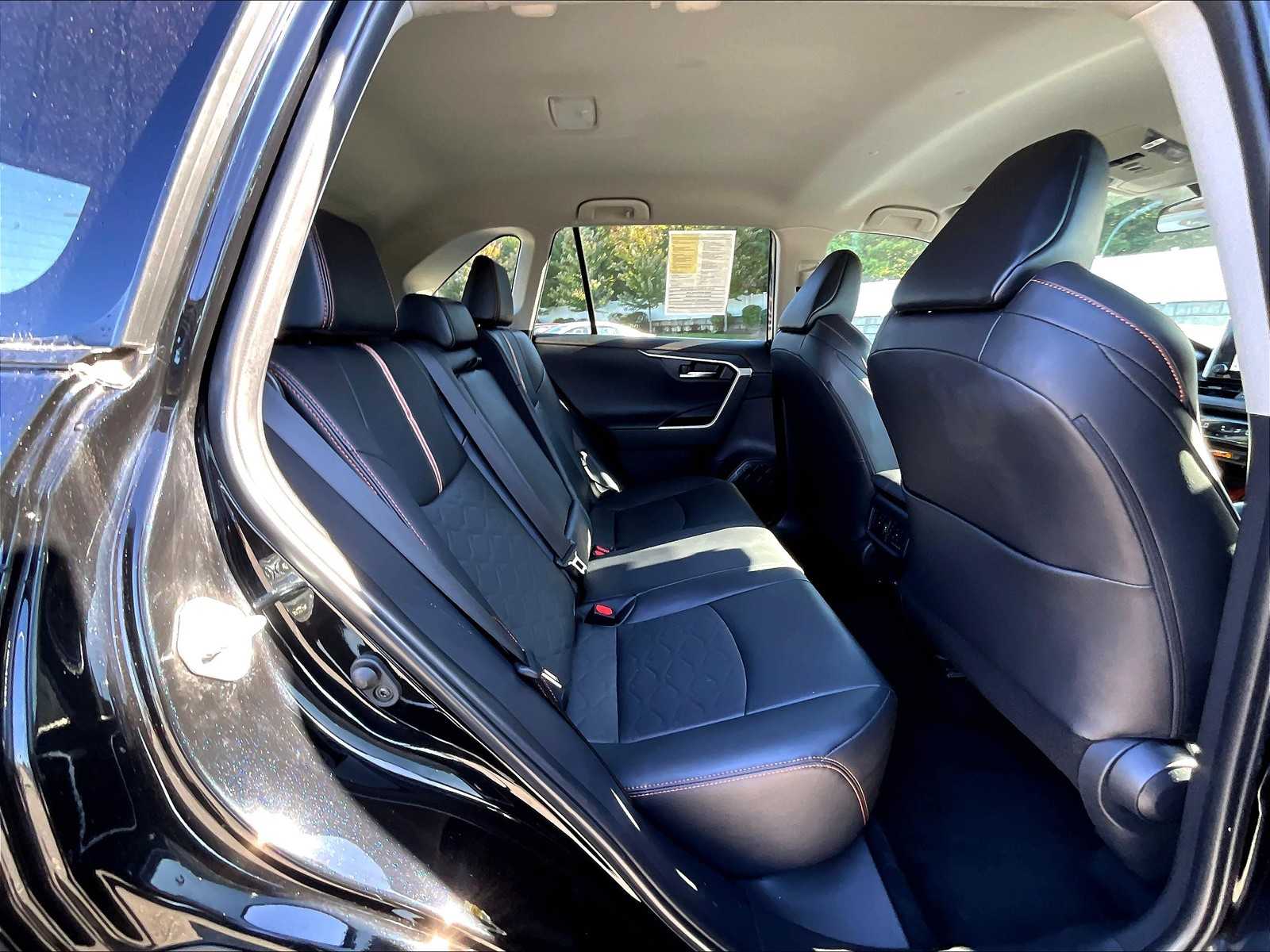 2024 Toyota RAV4 Adventure - Photo 10