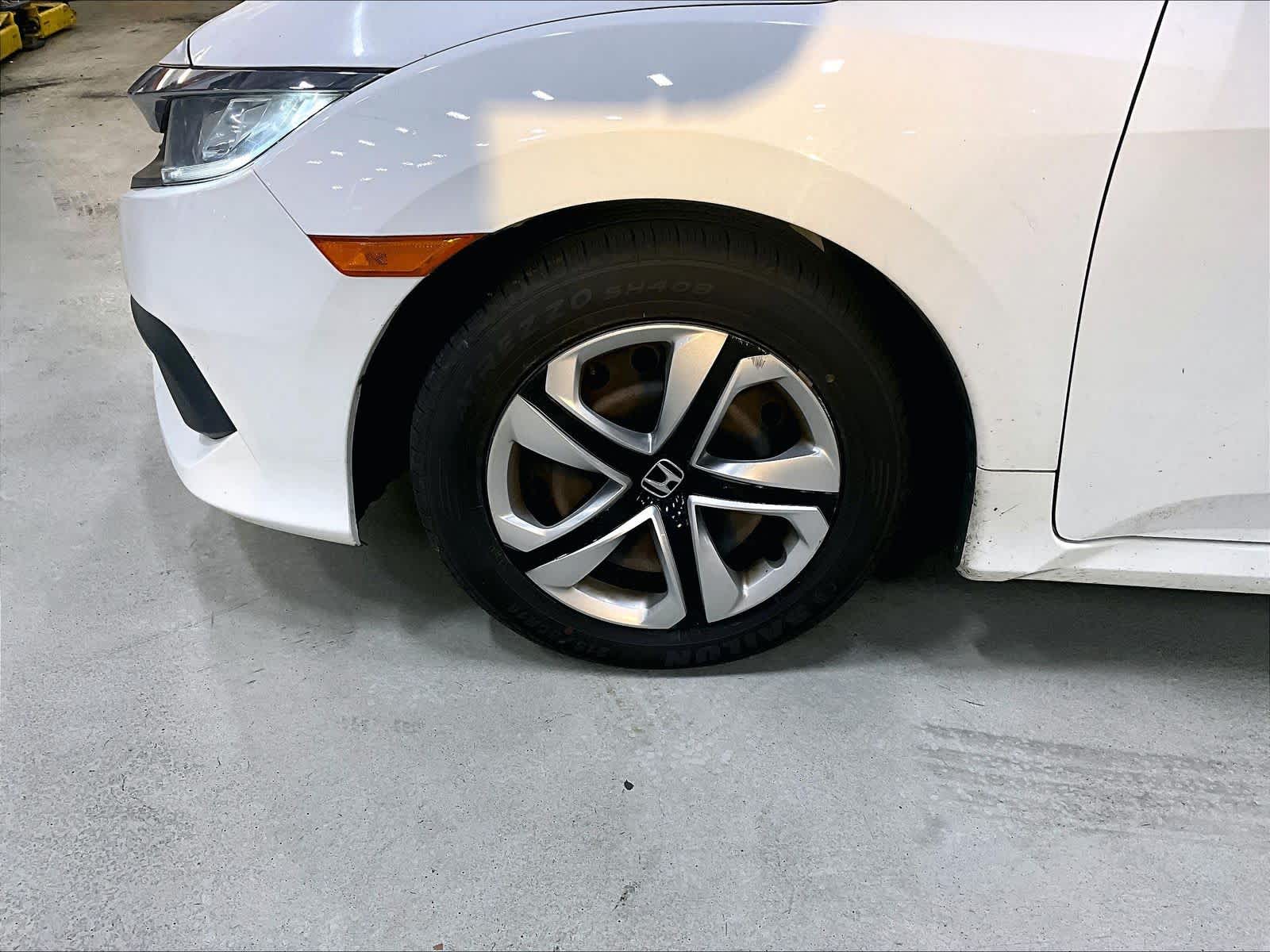 2017 Honda Civic LX - Photo 4