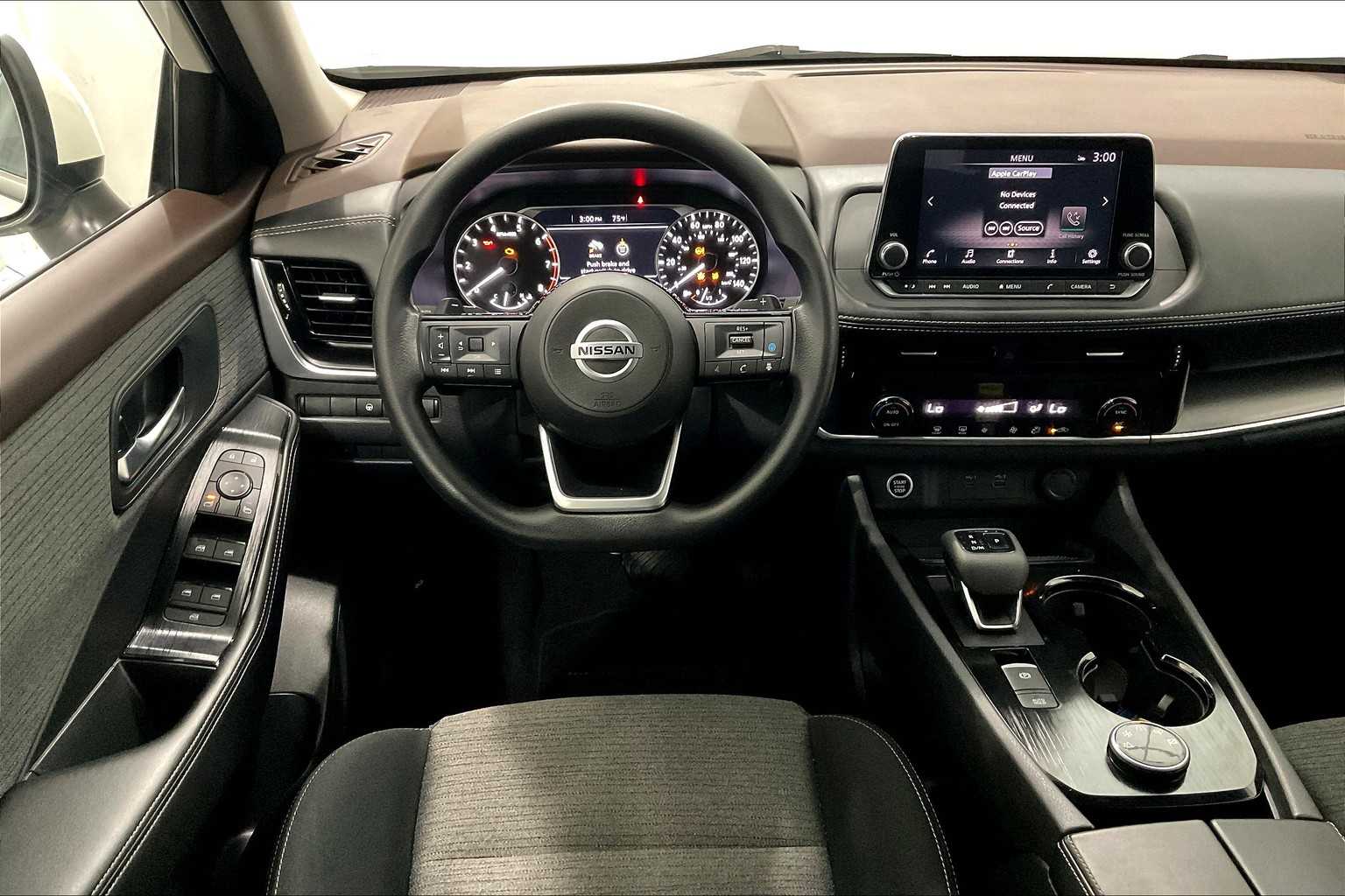 2021 Nissan Rogue SV - Photo 17