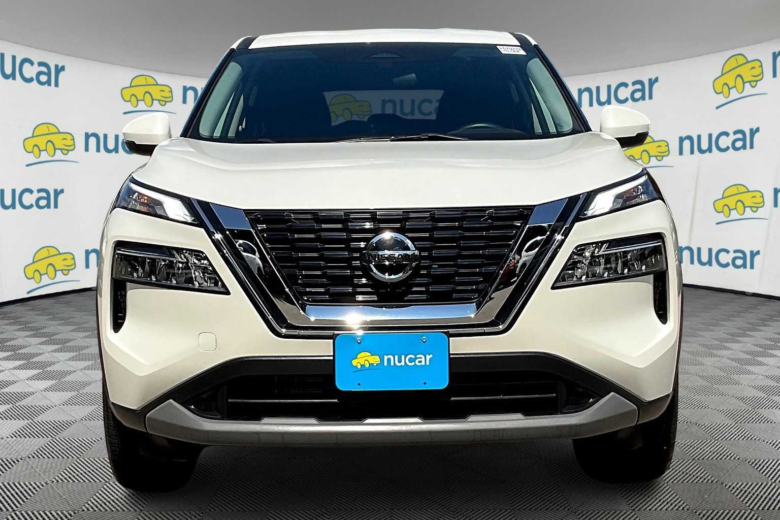 2021 Nissan Rogue SV - Photo 2