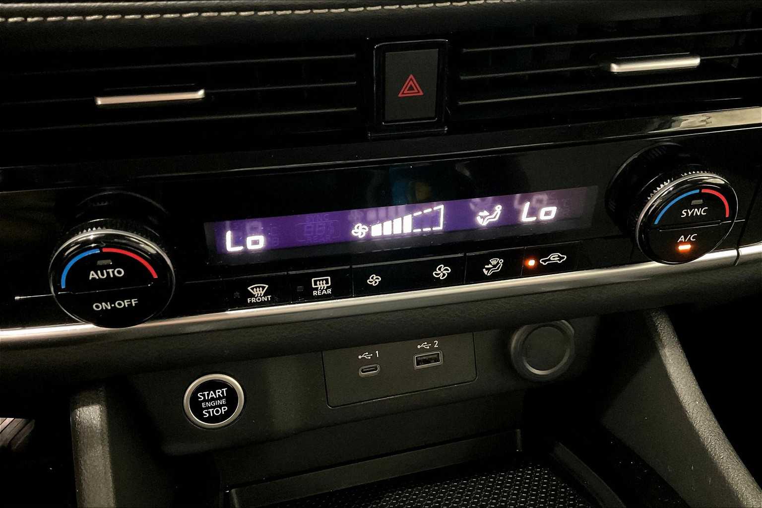 2021 Nissan Rogue SV - Photo 25
