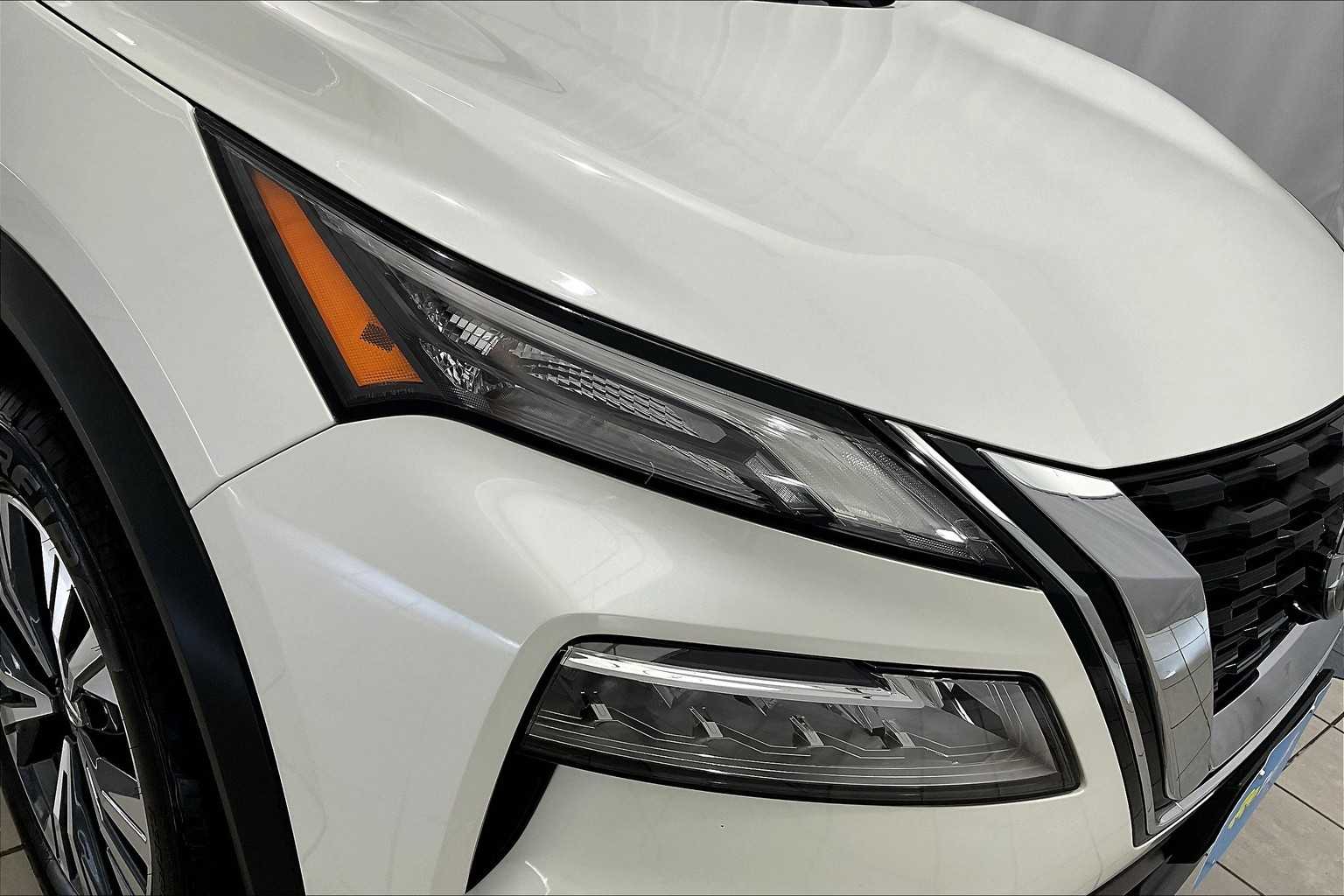 2021 Nissan Rogue SV - Photo 32