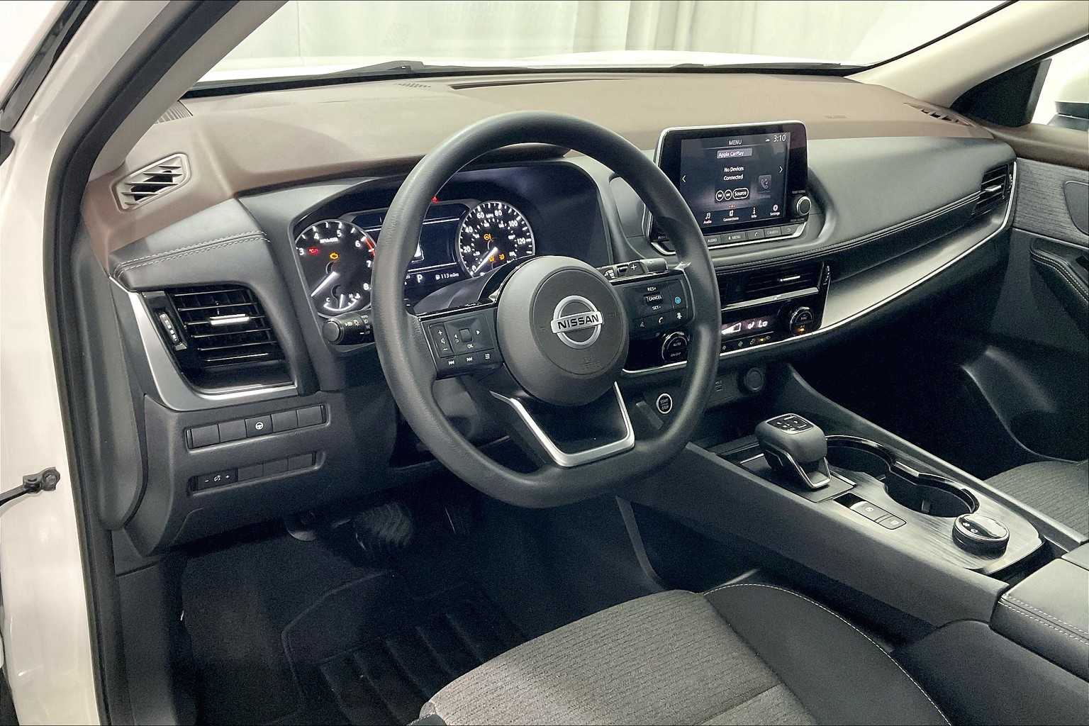 2021 Nissan Rogue SV - Photo 8
