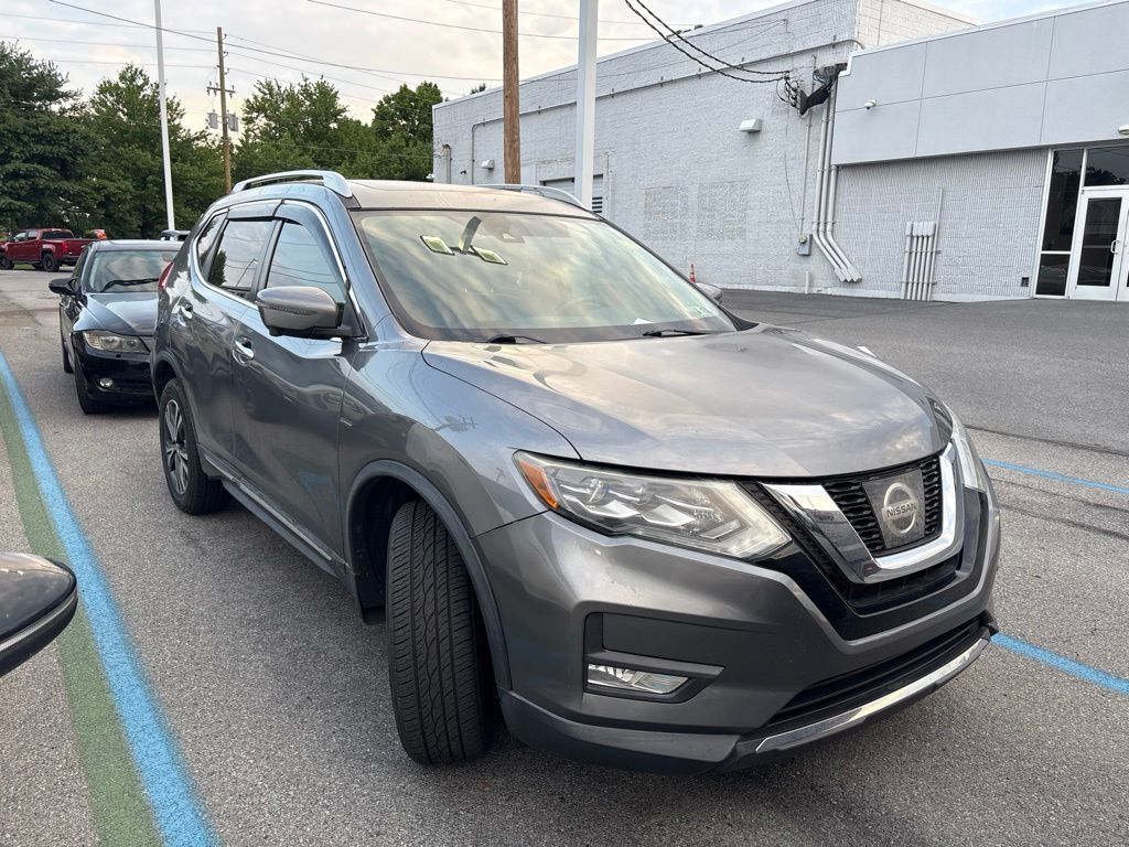 2017 Nissan Rogue SL - Photo 1