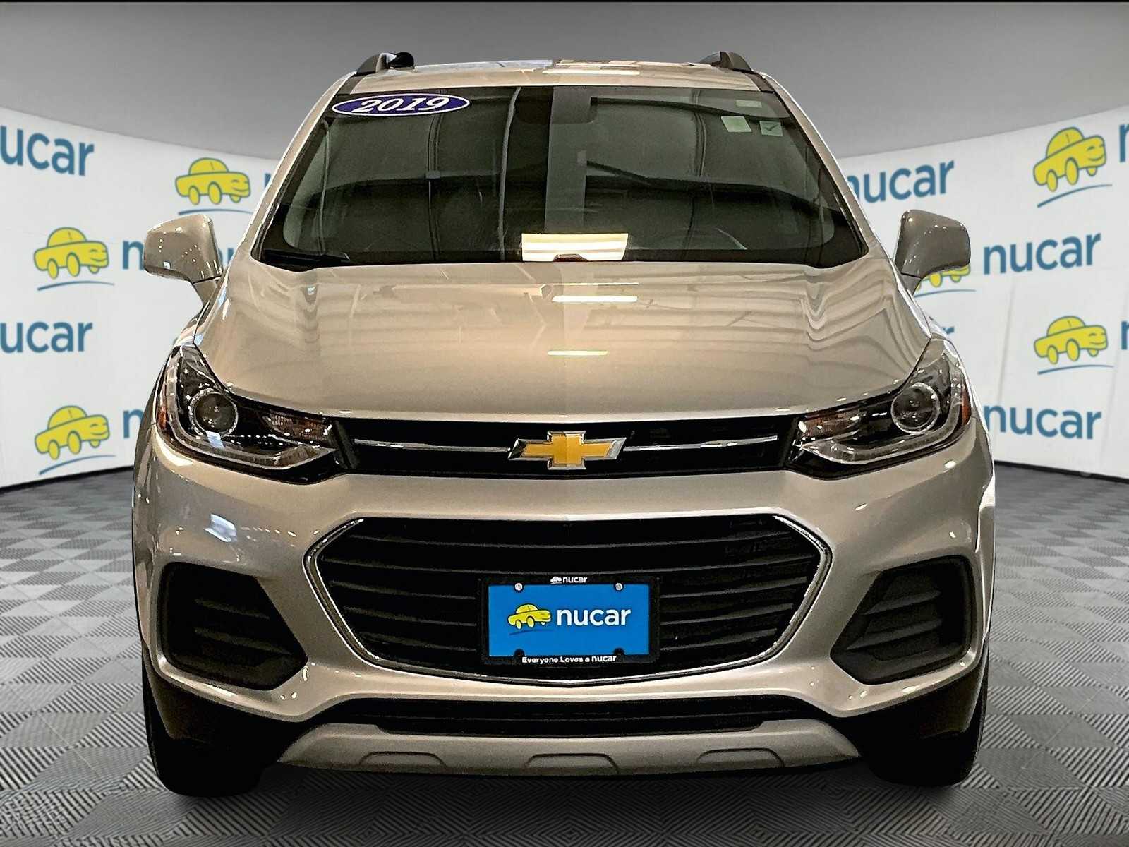 2019 Chevrolet Trax LT - Photo 2