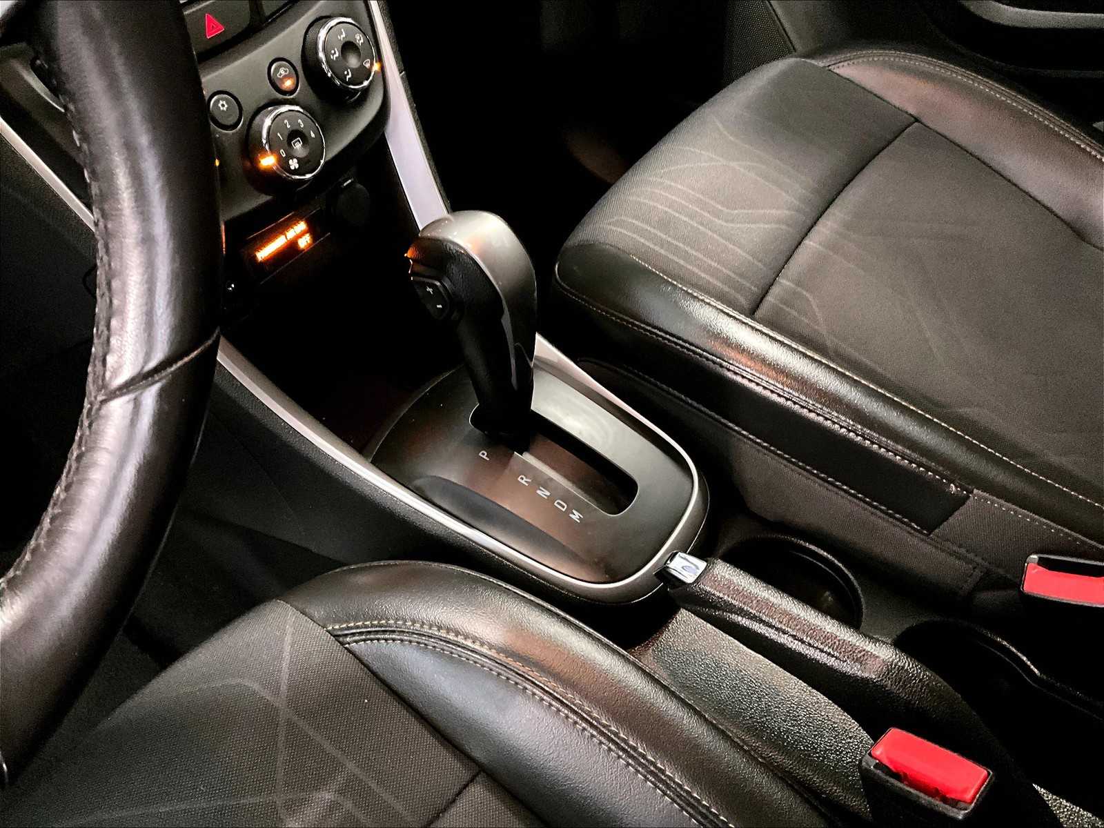 2019 Chevrolet Trax LT - Photo 21
