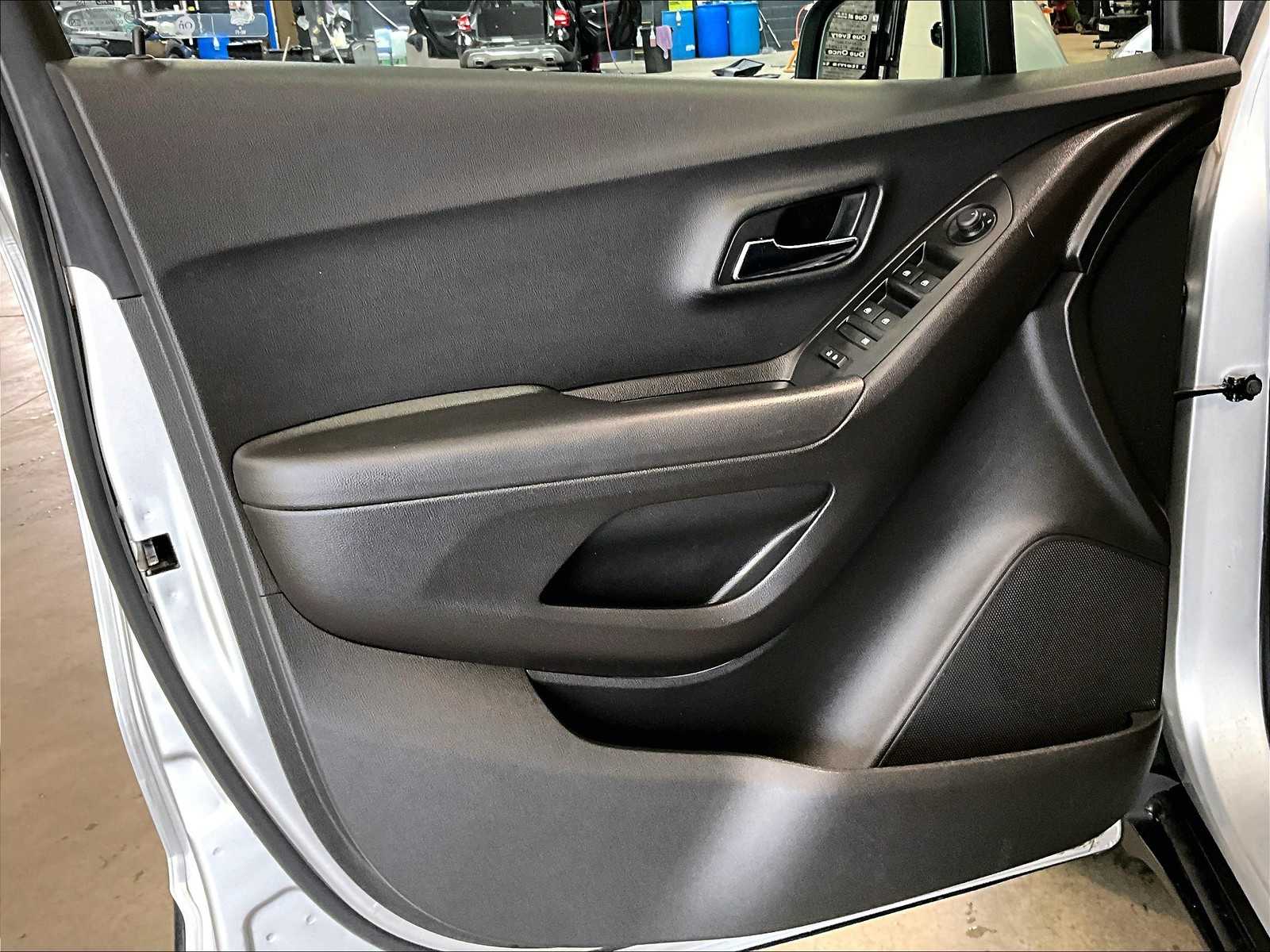 2019 Chevrolet Trax LT - Photo 9