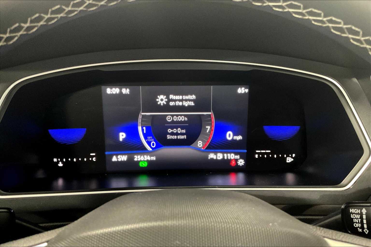 2022 Volkswagen Tiguan SE - Photo 25