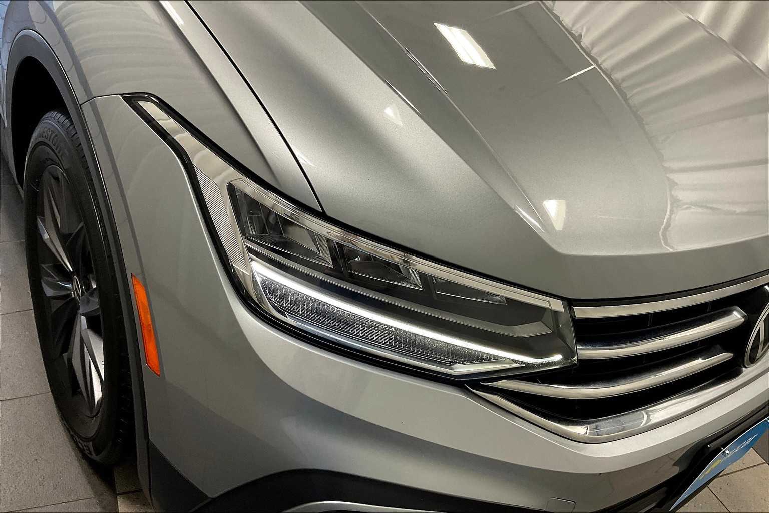 2022 Volkswagen Tiguan SE - Photo 33