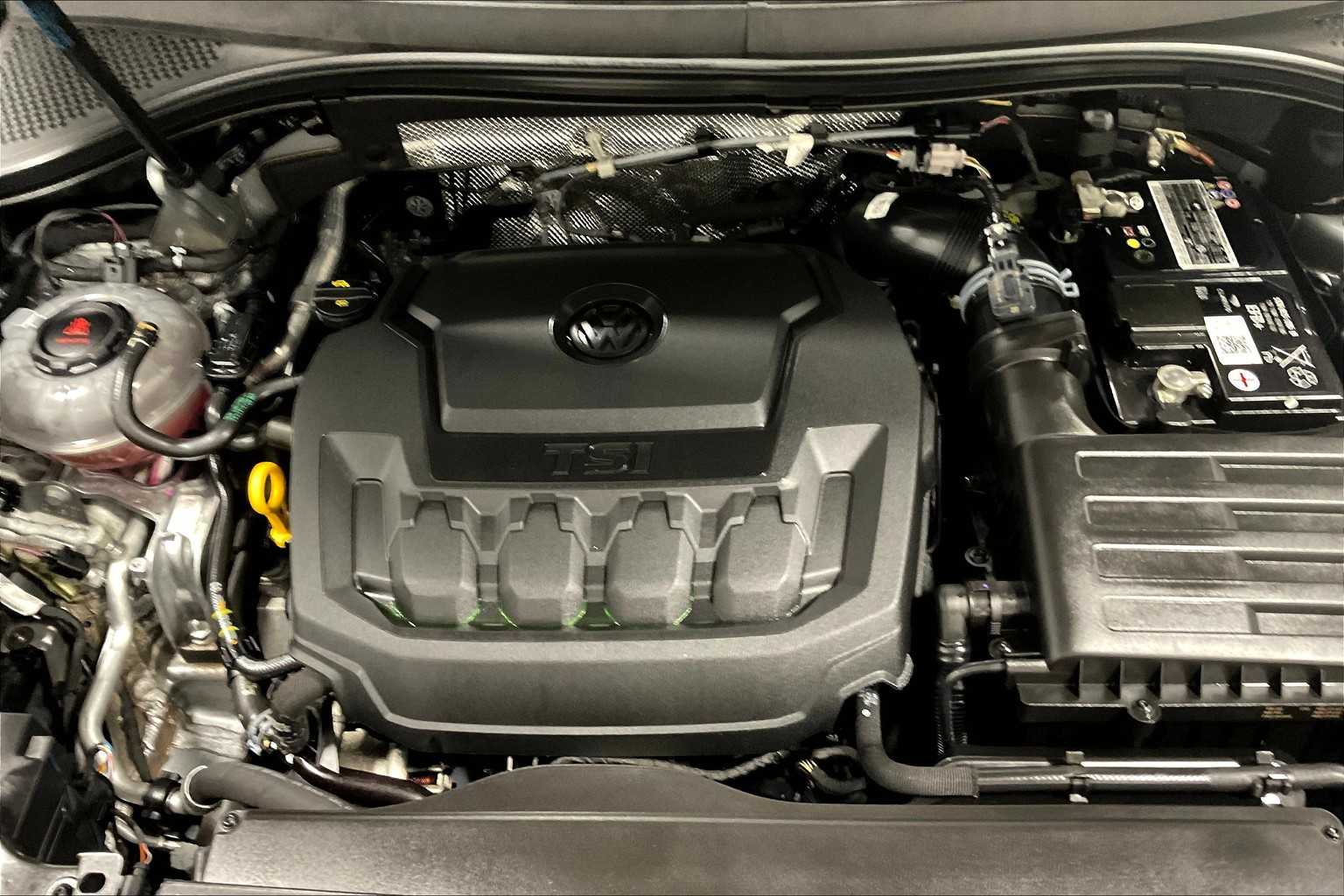 2022 Volkswagen Tiguan SE - Photo 35