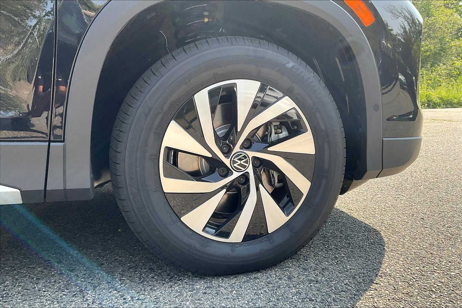 2025 Volkswagen Tiguan S - Photo 8