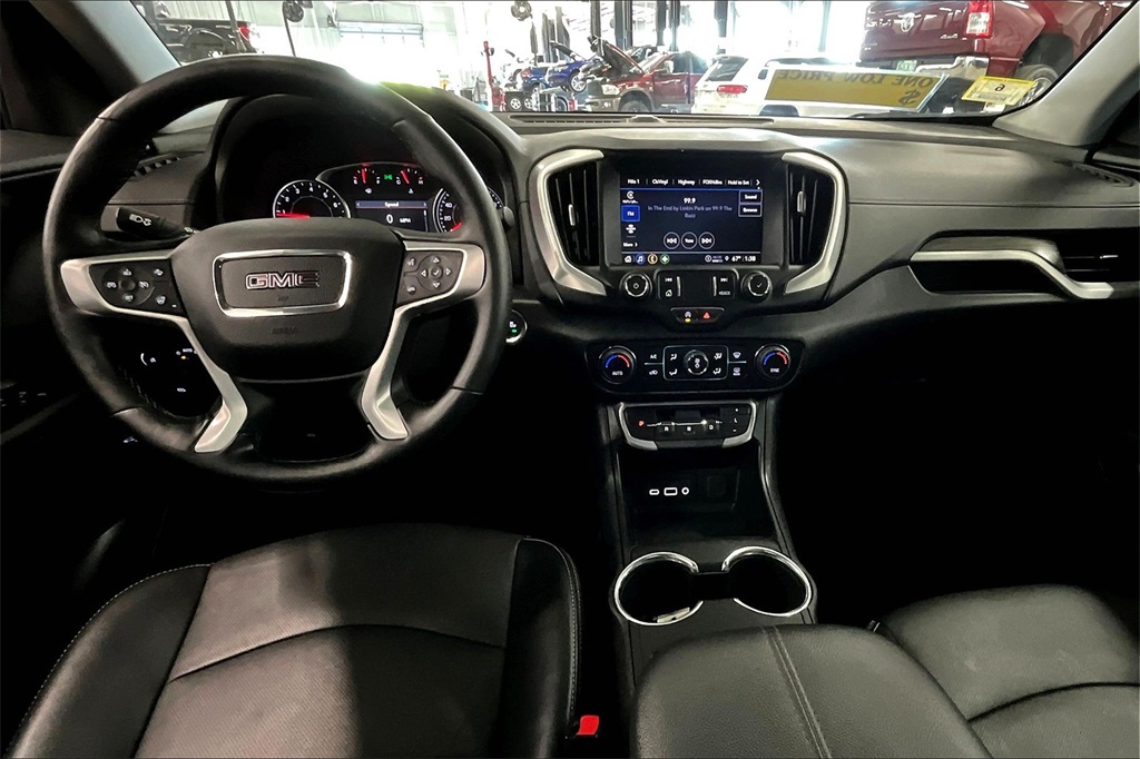 2024 GMC Terrain SLT - Photo 21