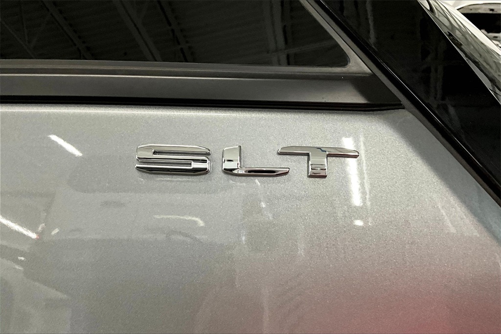 2024 GMC Terrain SLT - Photo 28