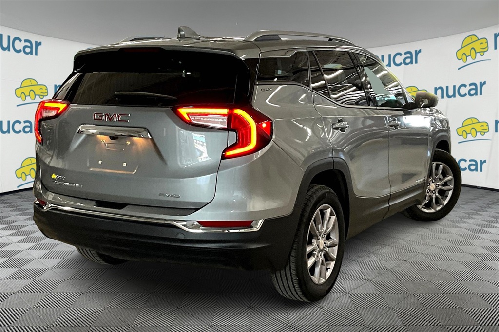 2024 GMC Terrain SLT - Photo 6