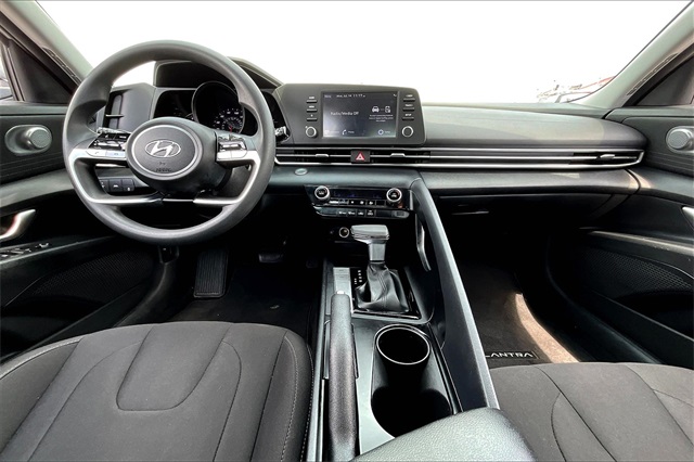 2022 Hyundai Elantra SEL - Photo 20