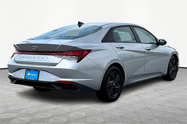 2022 Hyundai Elantra SEL - Photo 6