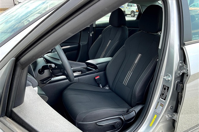 2022 Hyundai Elantra SEL - Photo 10