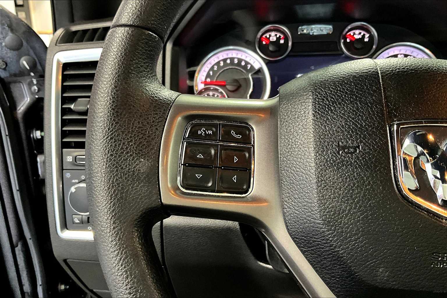 2022 Ram 1500 Classic Warlock - Photo 22