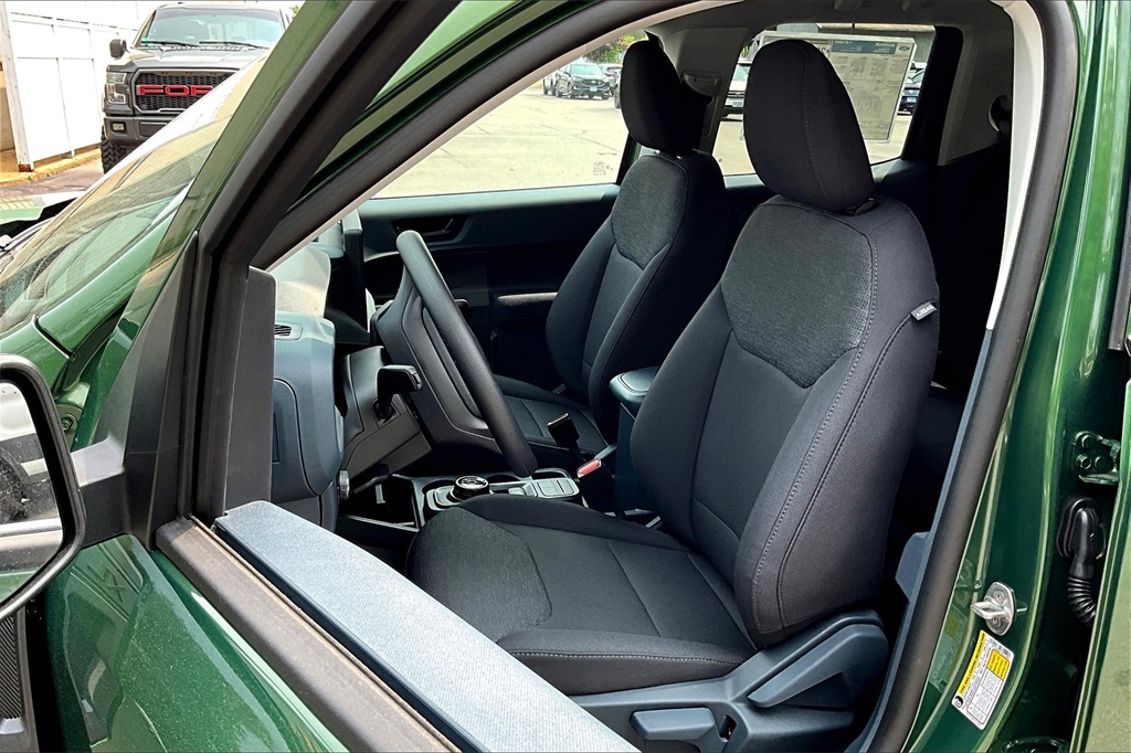 2025 Ford Maverick XL - Photo 9