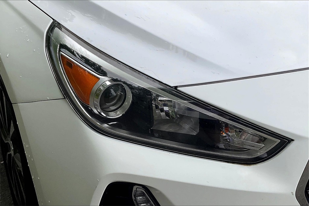 2018 Hyundai Elantra GT Base - Photo 29
