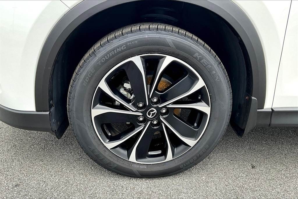 2022 Mazda CX-5 2.5 S Premium Package - Photo 7