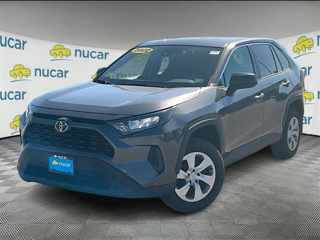 2022 Toyota RAV4 LE - Photo 3