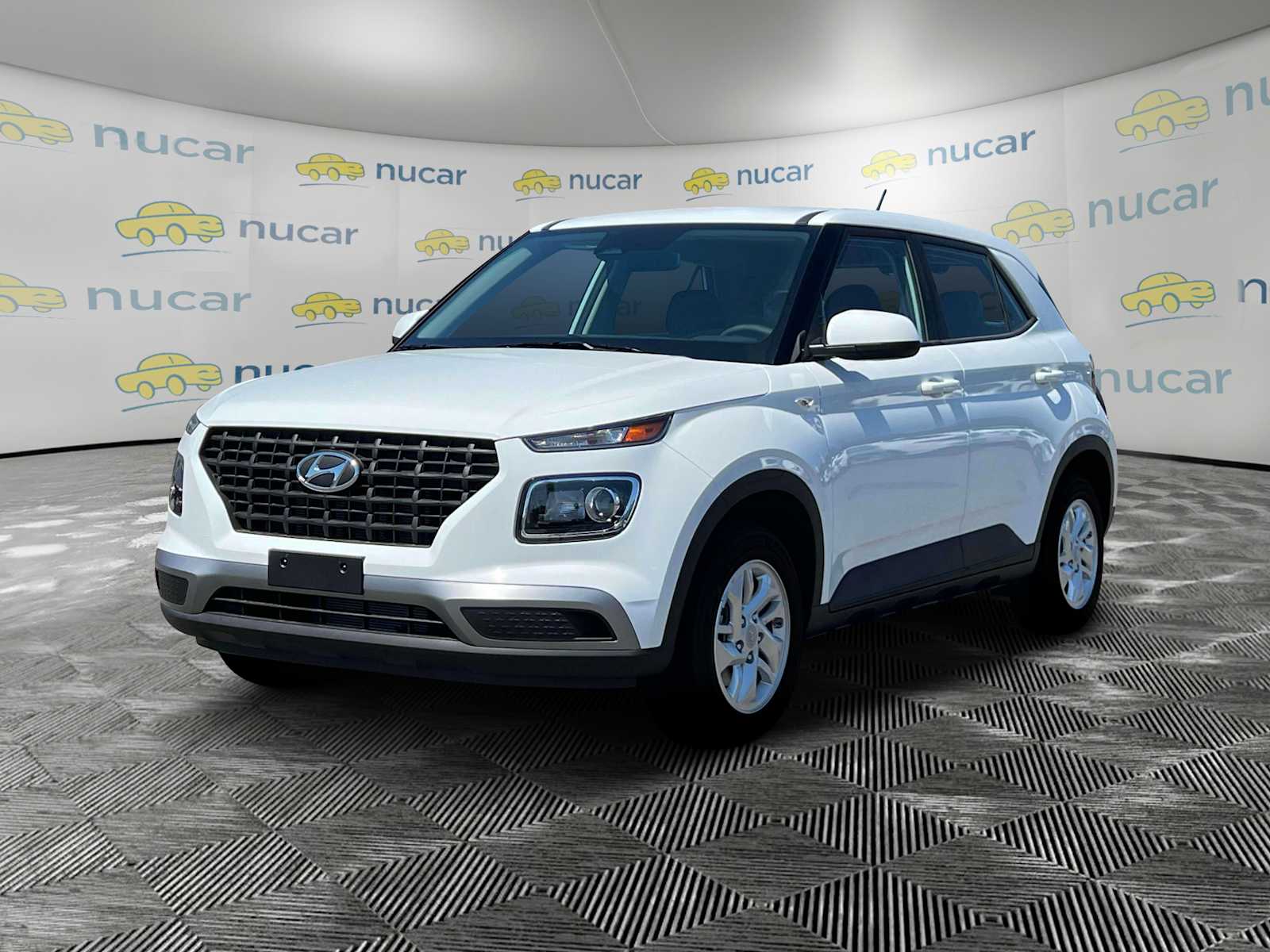 2025 Hyundai Venue SE - Photo 2