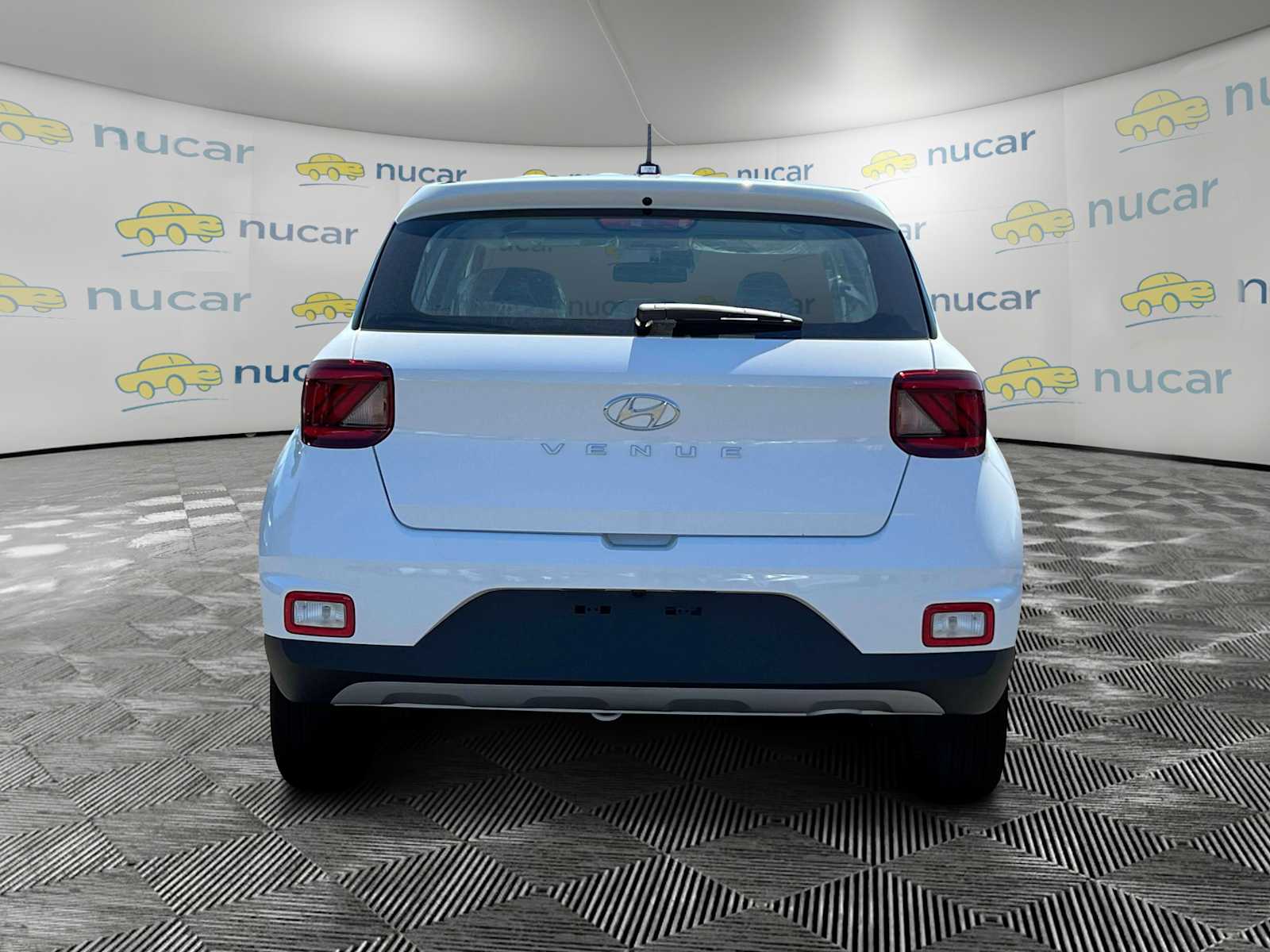 2025 Hyundai Venue SE - Photo 7