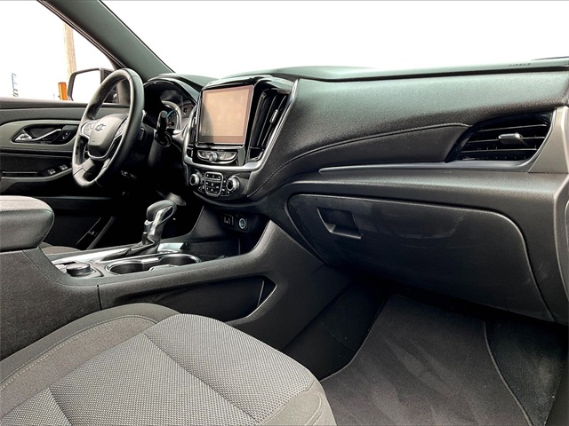 2023 Chevrolet Traverse LT - Photo 13