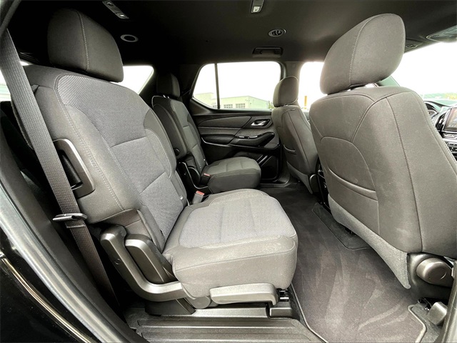 2023 Chevrolet Traverse LT - Photo 15