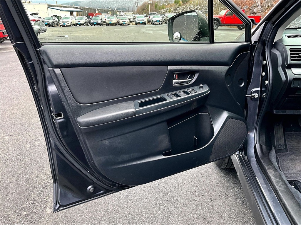 2014 Subaru XV Crosstrek 2.0i Premium - Photo 9