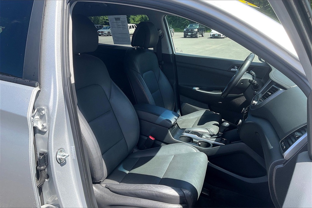 2017 Hyundai Tucson SE Plus - Photo 11