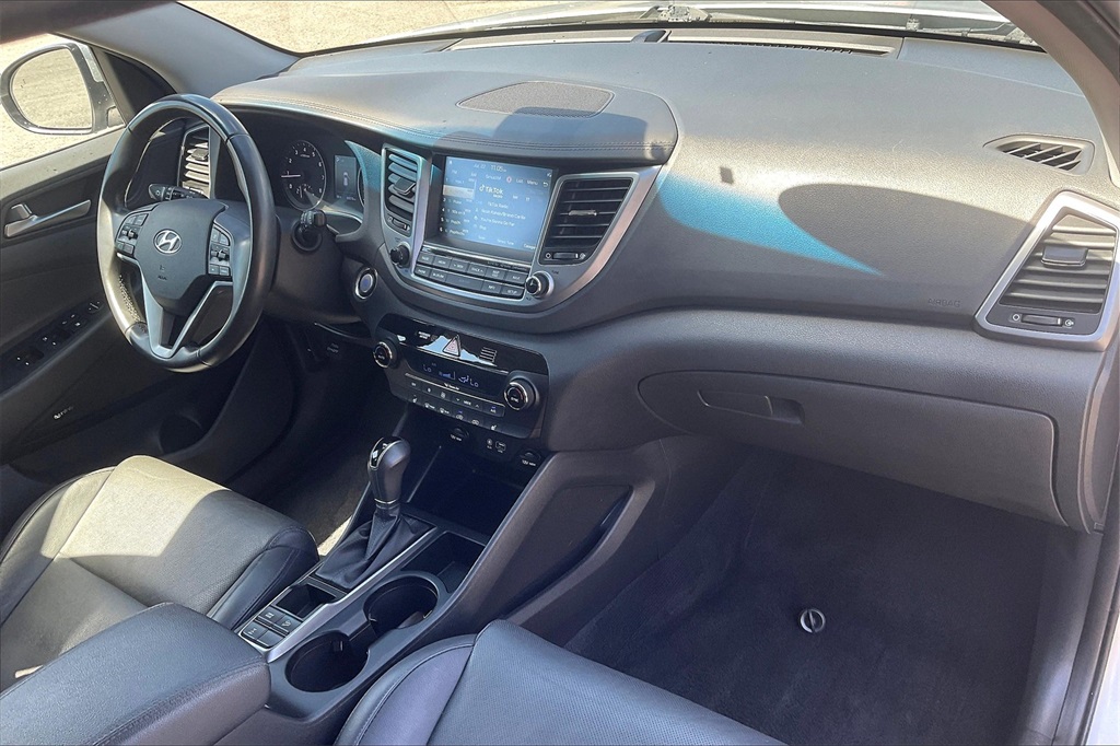 2017 Hyundai Tucson SE Plus - Photo 14