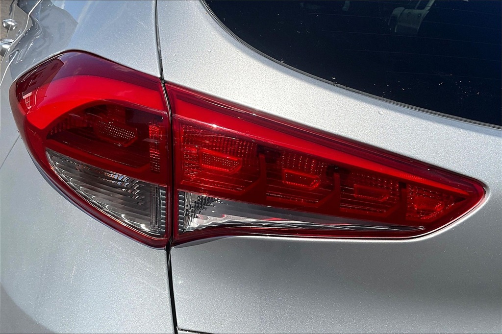 2017 Hyundai Tucson SE Plus - Photo 31