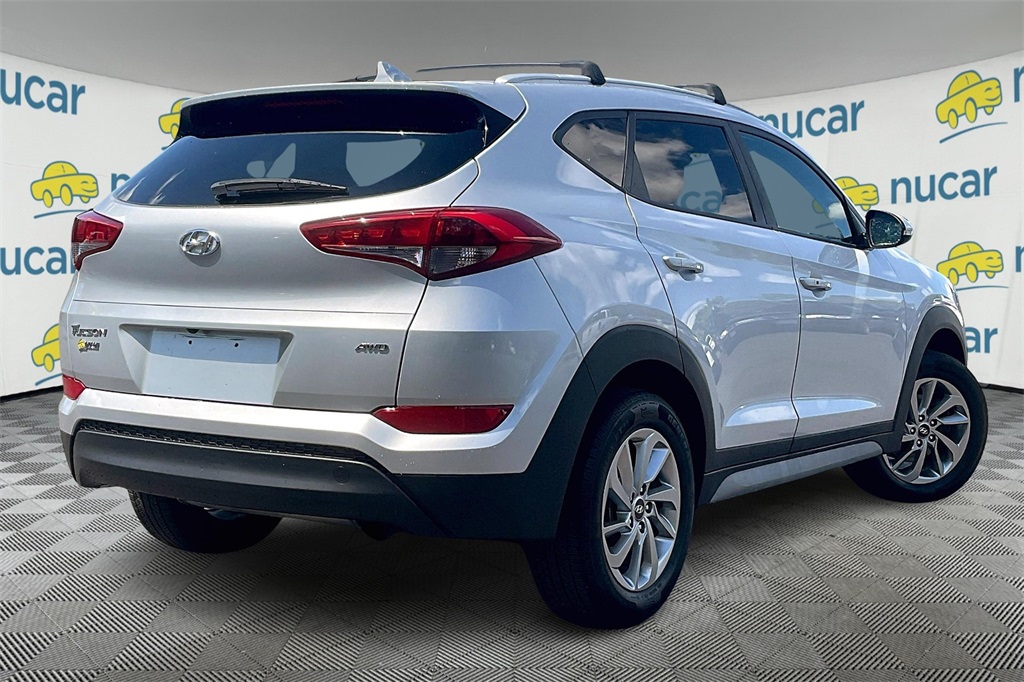 2017 Hyundai Tucson SE Plus - Photo 6