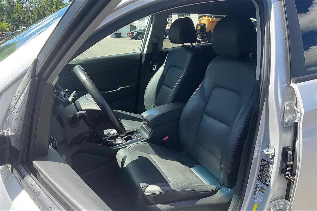 2017 Hyundai Tucson SE Plus - Photo 10
