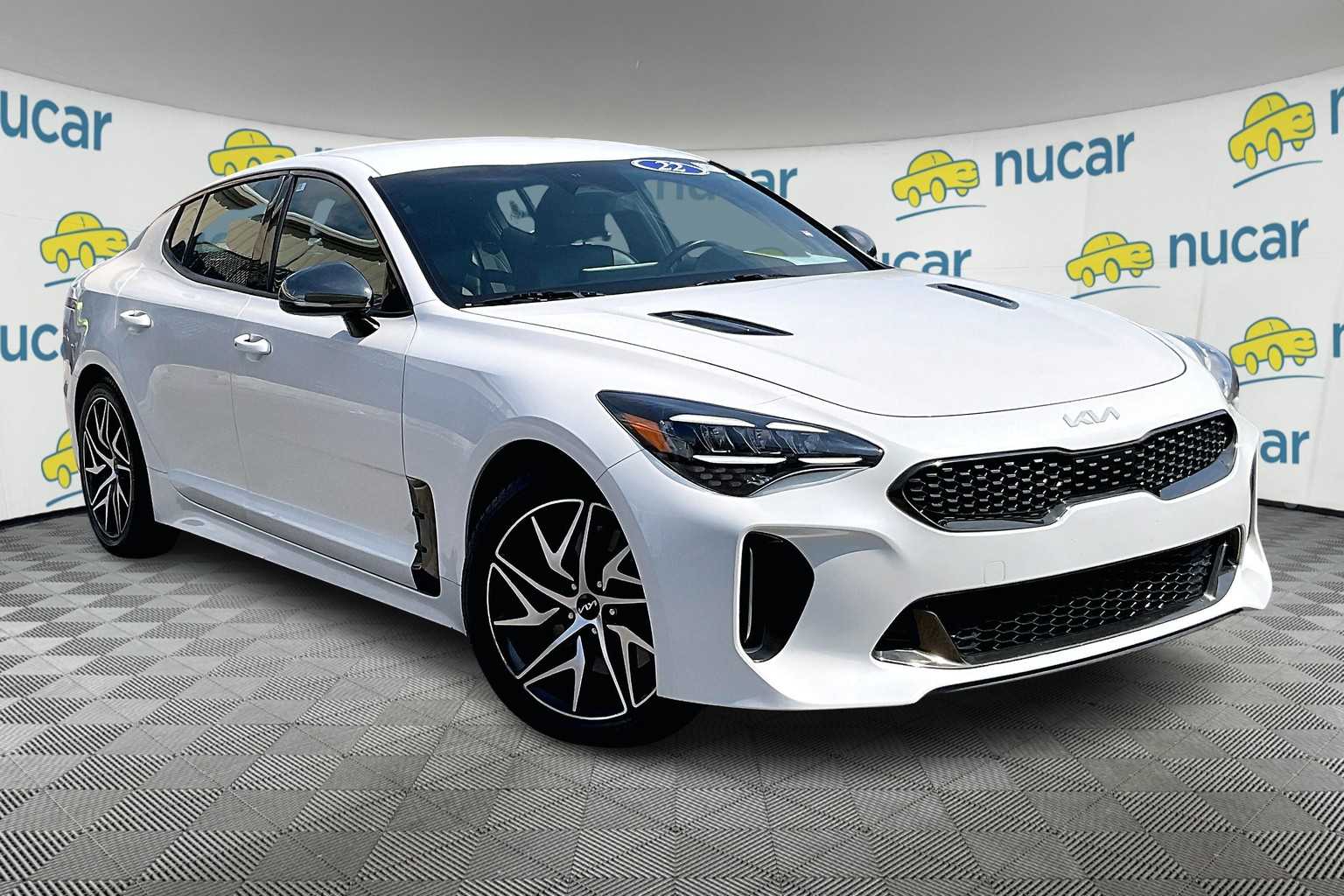 2022 Kia Stinger GT-Line - Photo 1