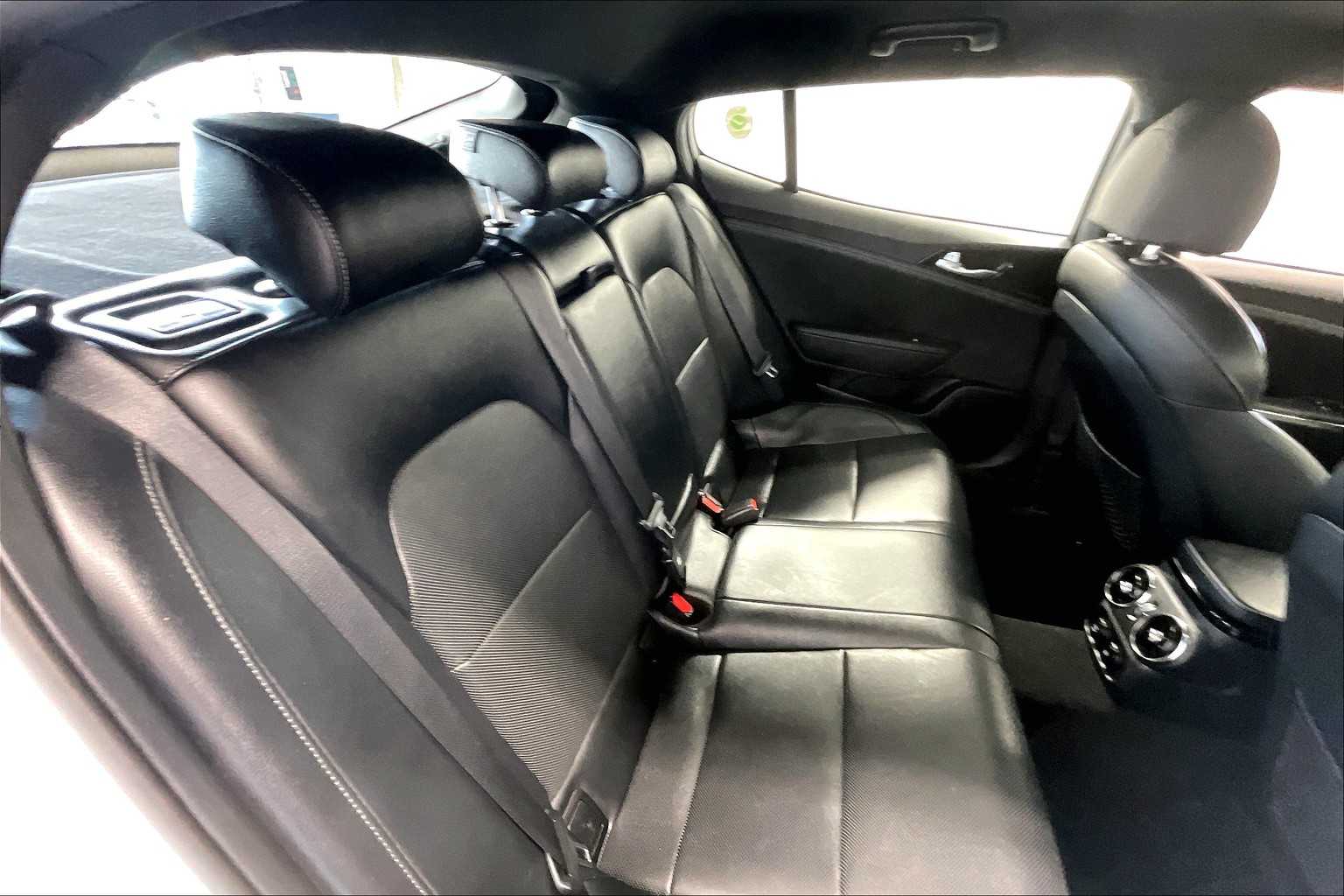 2022 Kia Stinger GT-Line - Photo 16