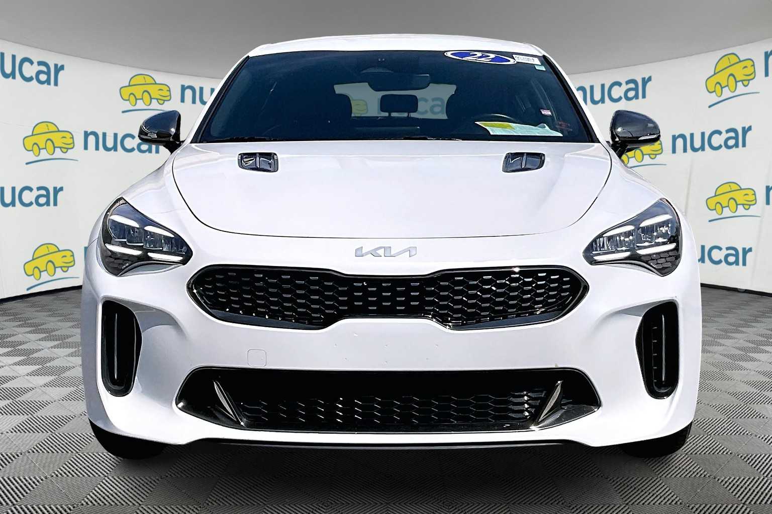 2022 Kia Stinger GT-Line - Photo 2