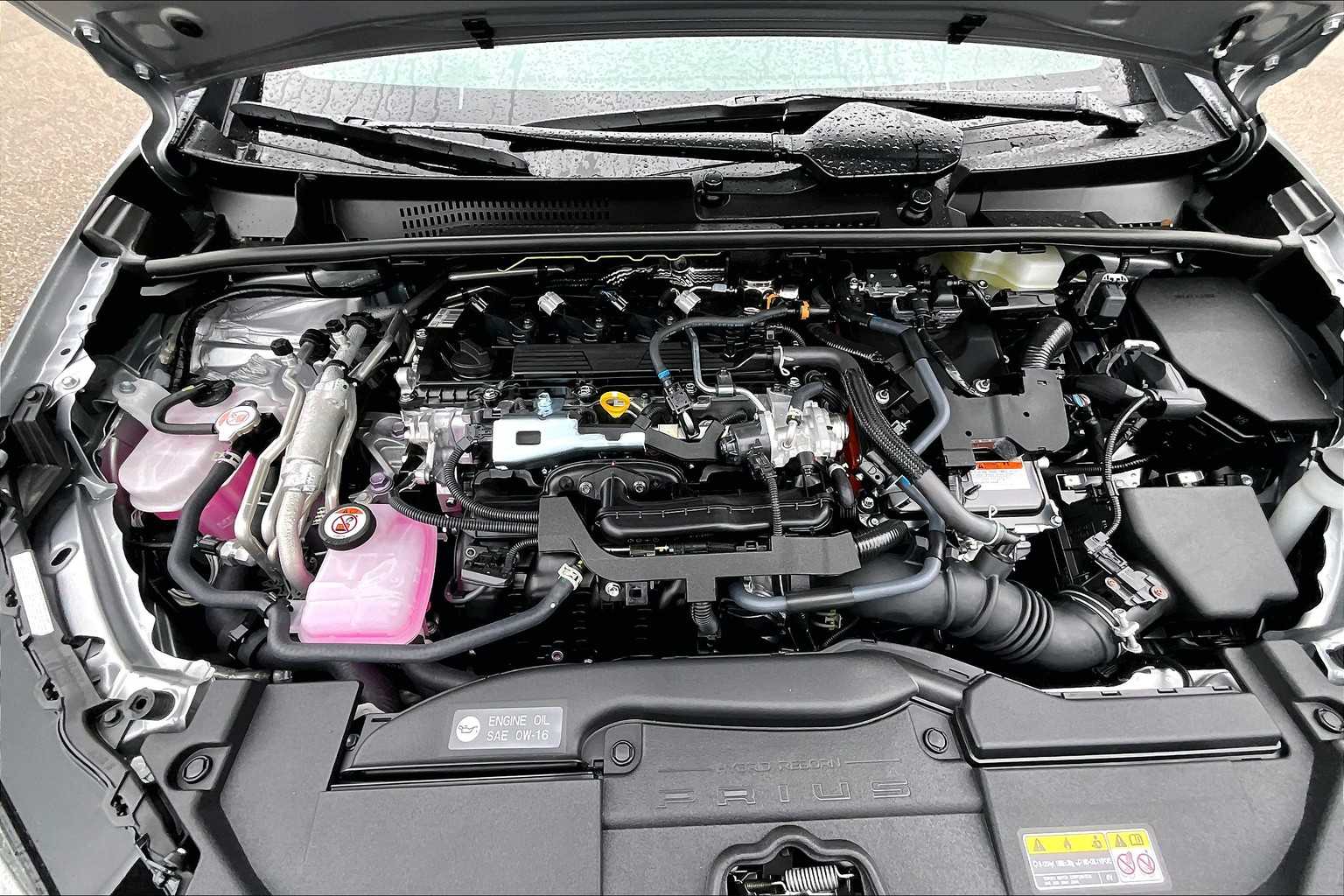 2025 Toyota Prius Plug-In Hybrid XSE Premium - Photo 16
