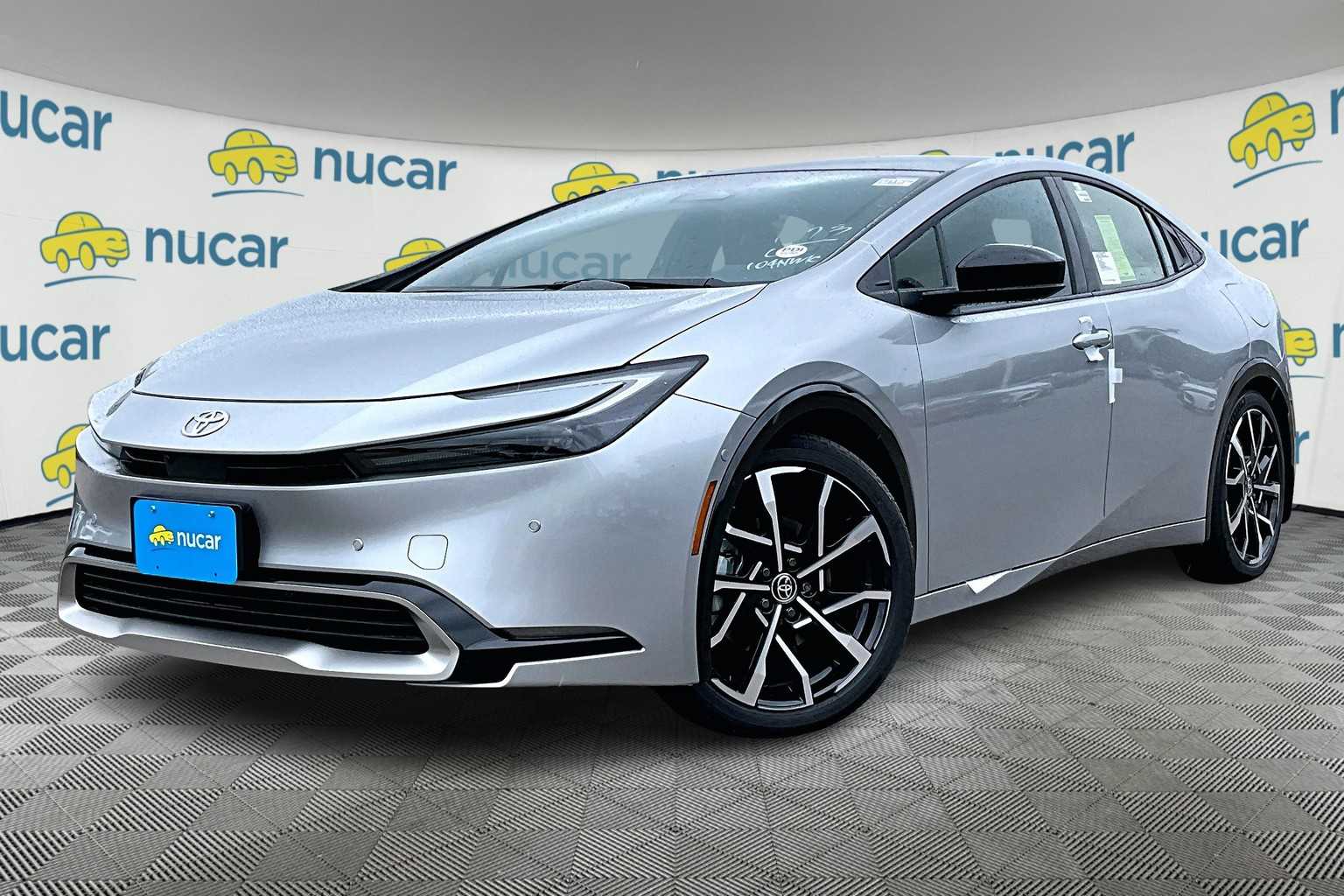 2025 Toyota Prius Plug-In Hybrid XSE Premium - Photo 4