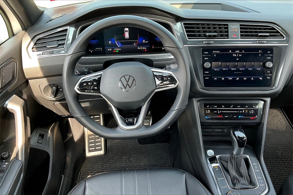 2022 Volkswagen Tiguan 2.0T SE R-Line Black - Photo 16