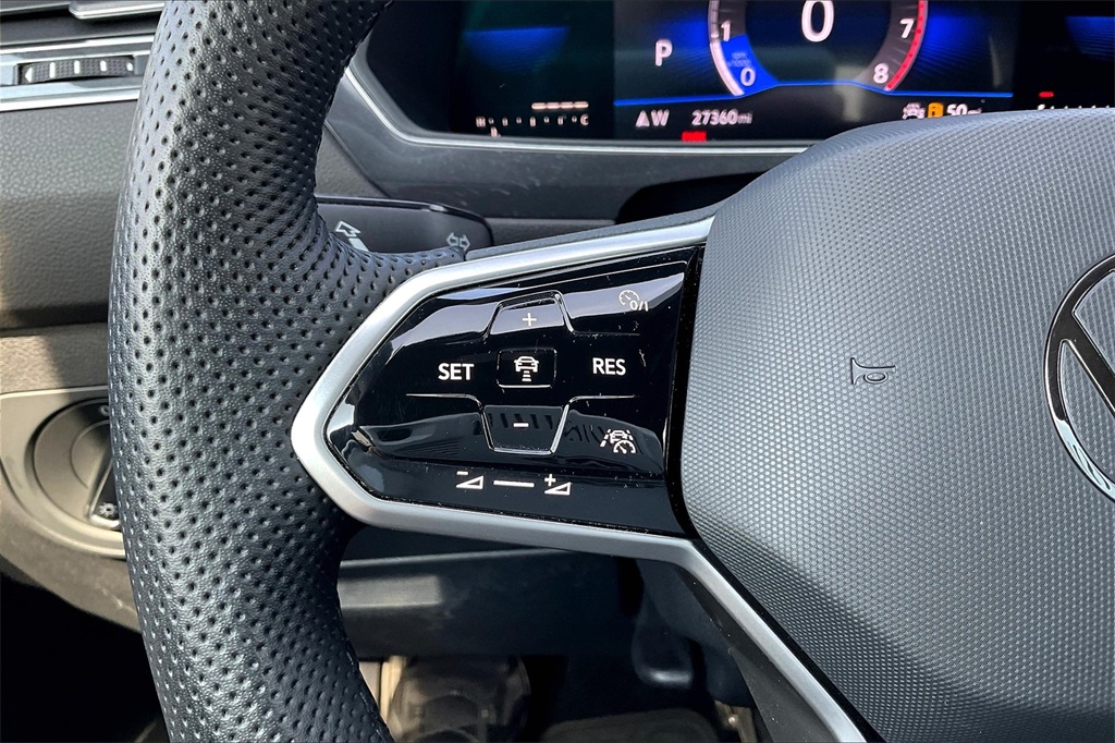2022 Volkswagen Tiguan 2.0T SE R-Line Black - Photo 22