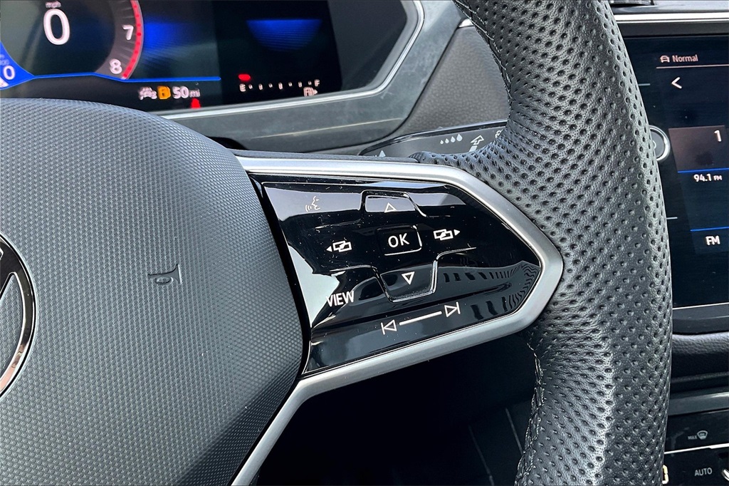 2022 Volkswagen Tiguan 2.0T SE R-Line Black - Photo 23